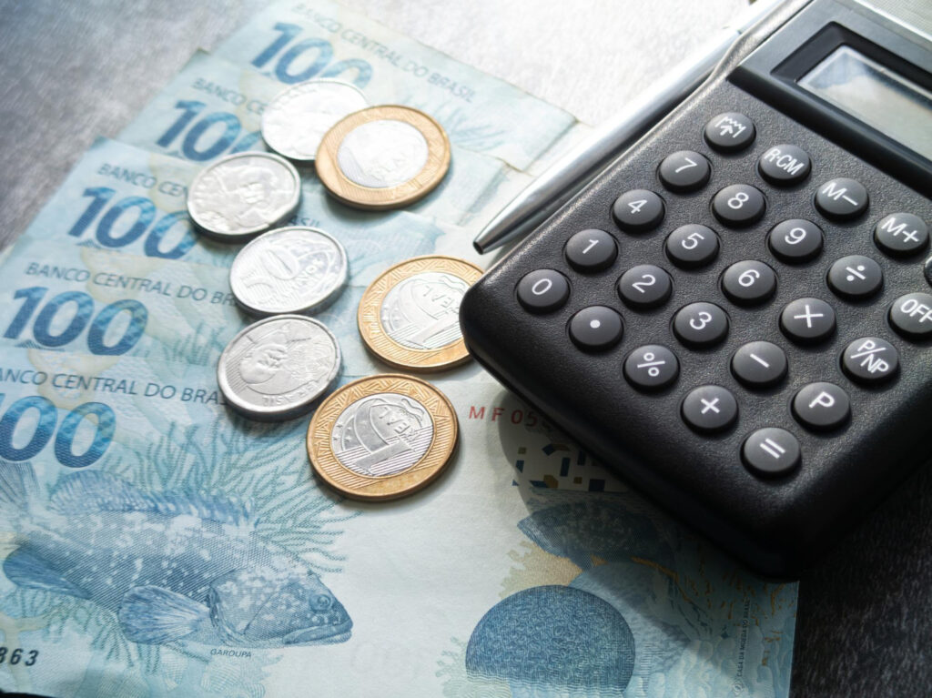 Entenda o Impacto do Endividamento no Seu Score de Crédito